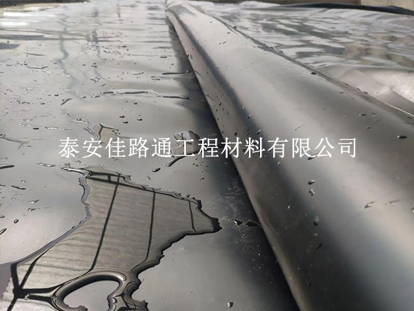 拒絕隱形損傷：HDPE防滲土工膜安全運輸與裝卸全